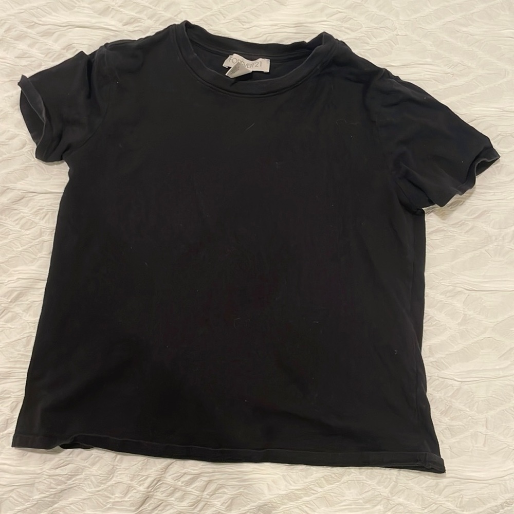 Black tee